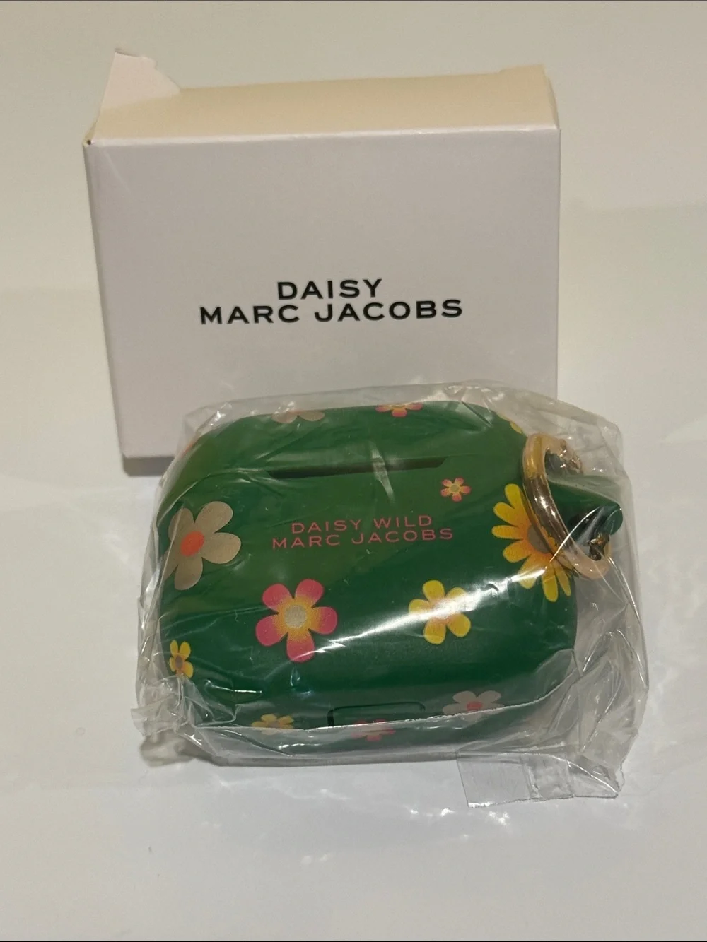 New Marc Jacobs Apple AirPods 3rd gen case.